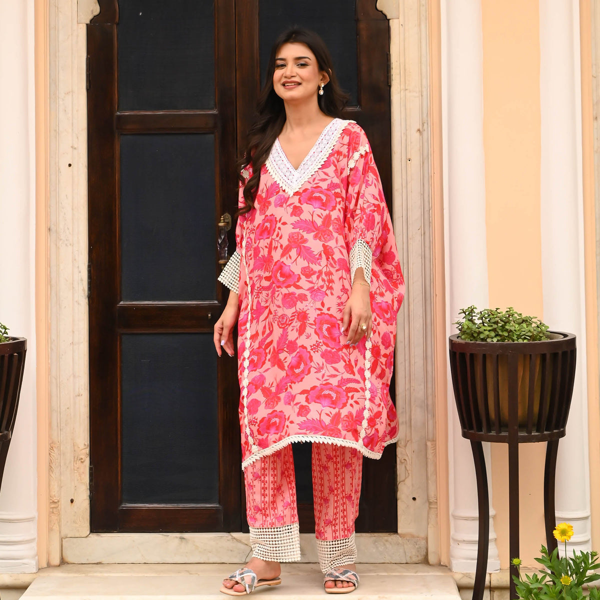 Coordinated Chic Floral Pink Kaftan Set For Women Online